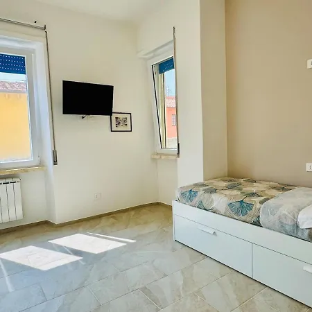 Dolce Casa Jes Lägenhet Pisa
