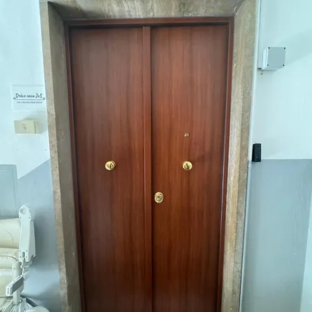 Dolce Casa Jes Lägenhet