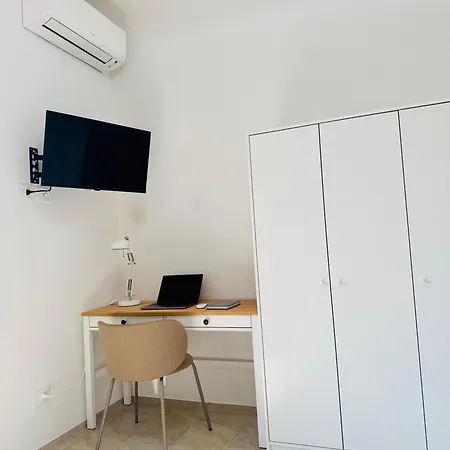 Dolce Casa Jes Apartment *